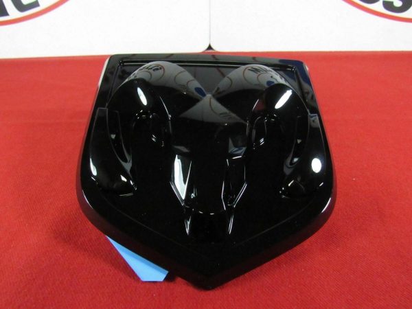 DODGE Ram 1500 2500 3500 Tailgate BLACK Ram head emblem Medallion NEW OEM MOPAR