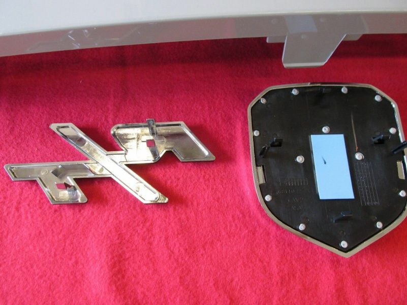 Dodge Ram 1500 R/T Sport Grill Assembly Unpainted With Emblem NEW OEM MOPAR - Image 4