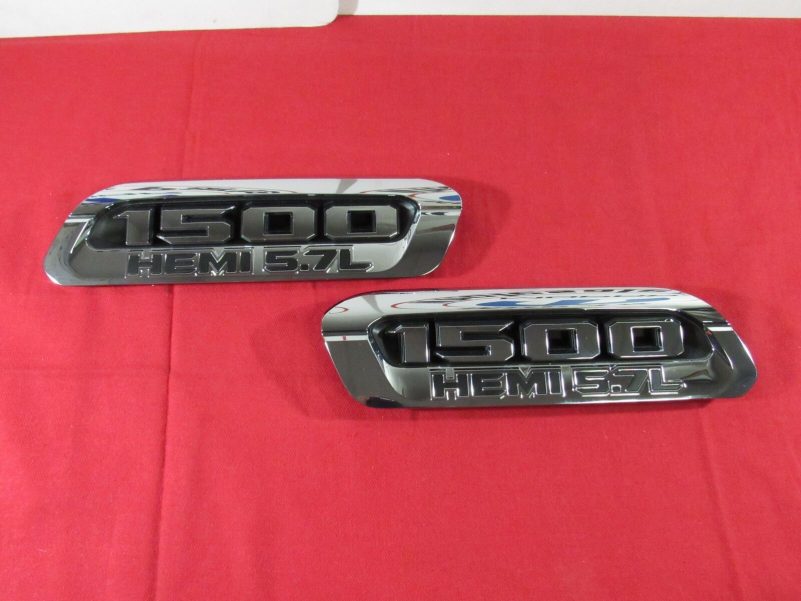 2019/2020 DODGE RAM Chrome 1500 HEMI 5.7L RIGHT & LEFT Hood Bezel NEW OEM MOPAR - Image 2