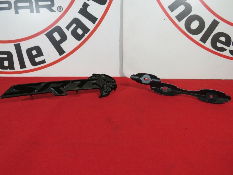 2019 DODGE CHARGER SRT Hellcat Grille Nameplate NEW OEM MOPAR - Image 5