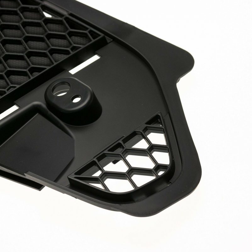 OEM NEW Grille w/ Snake Emblem 2015-2020 Ford Mustang Shelby GT350 FR3Z8200AB - Image 3