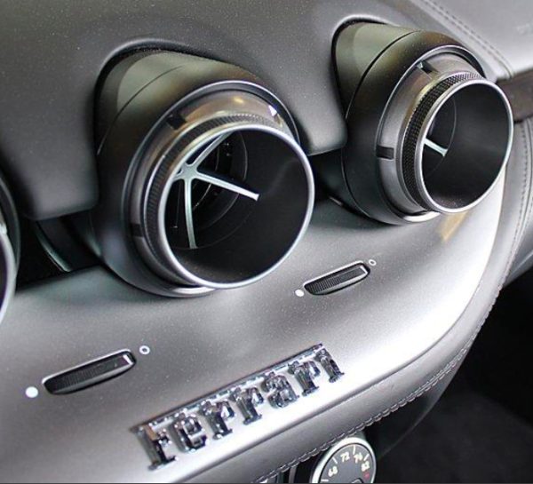 Genuine MPN: 80963700 FERRARI EMBLEM Compatible with California, F12.