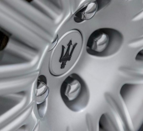 Genuine Maserati P/N 192052 Wheel Rim Motif Center Caps New 4PC SET